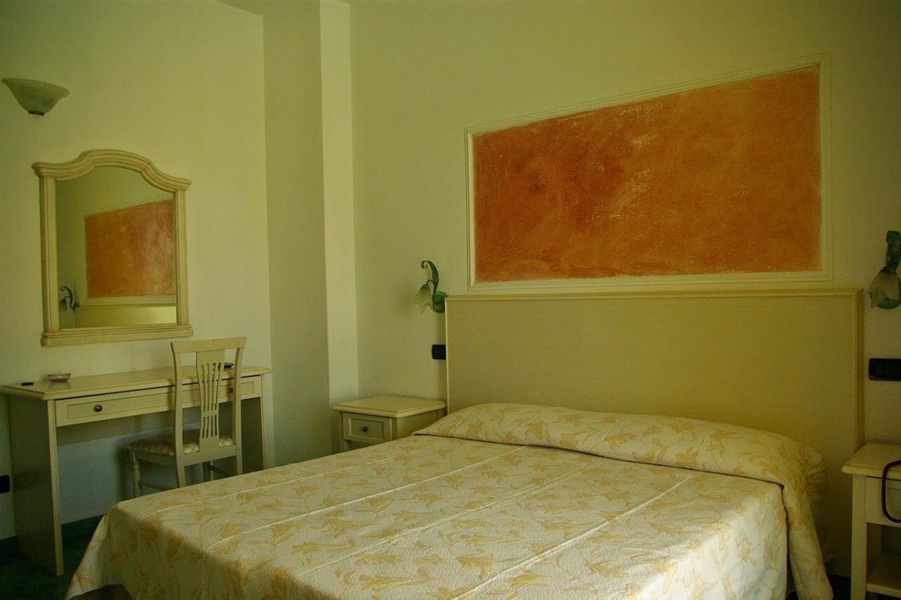 Hotel Aragonese 이스키아 외부 사진